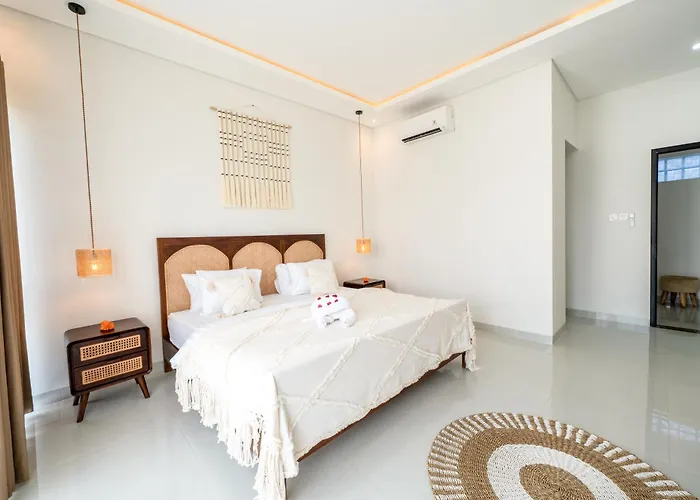 Nia Gray 5bedroom *