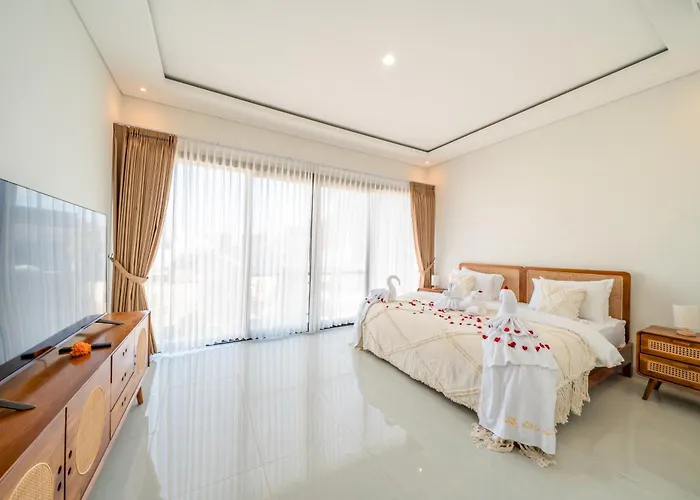 ヴィラ Nia Gray 5bedroom スミニャック